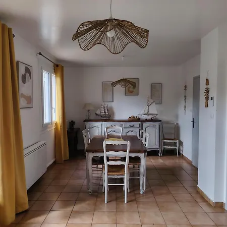 Prázdninový dům Escapade Pres Du